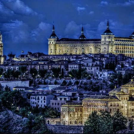 Lofts Amantes De Toledo- Loft Alcazar