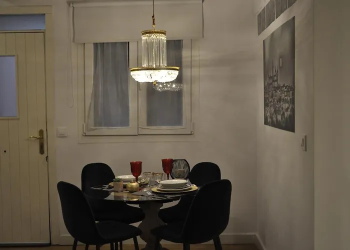 公寓 Lofts Amantes De Toledo- Loft Alcazar 托萊多